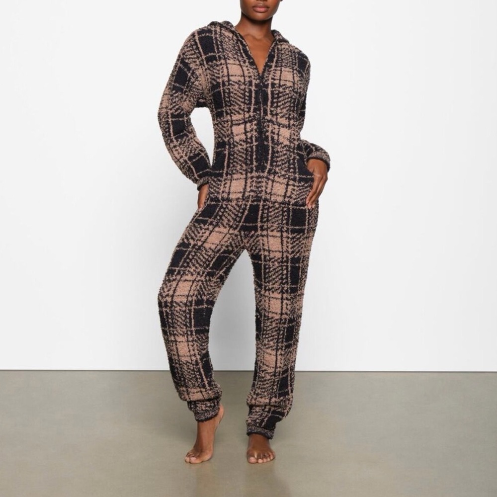 SKIMS Black and Tan Plaid Women's Top